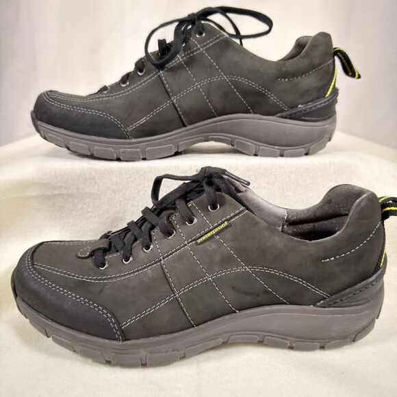Clarks Wave Walk Womens Waterproof Black Leather Walking Shoes Sneakers US 10 - Picture 1 of 7